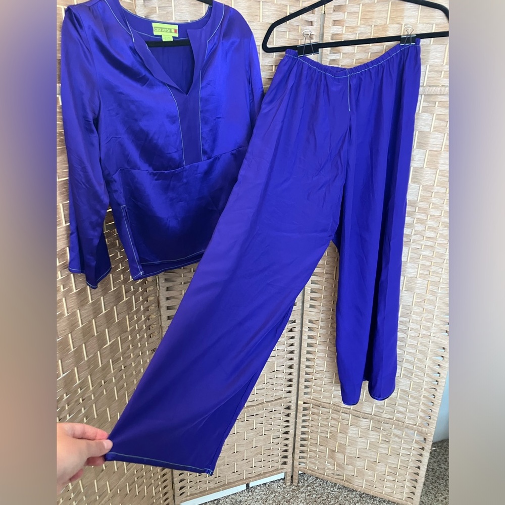 100% Silk Casa Verde Royal Purple Two-Piece Set - Picture 4 of 8